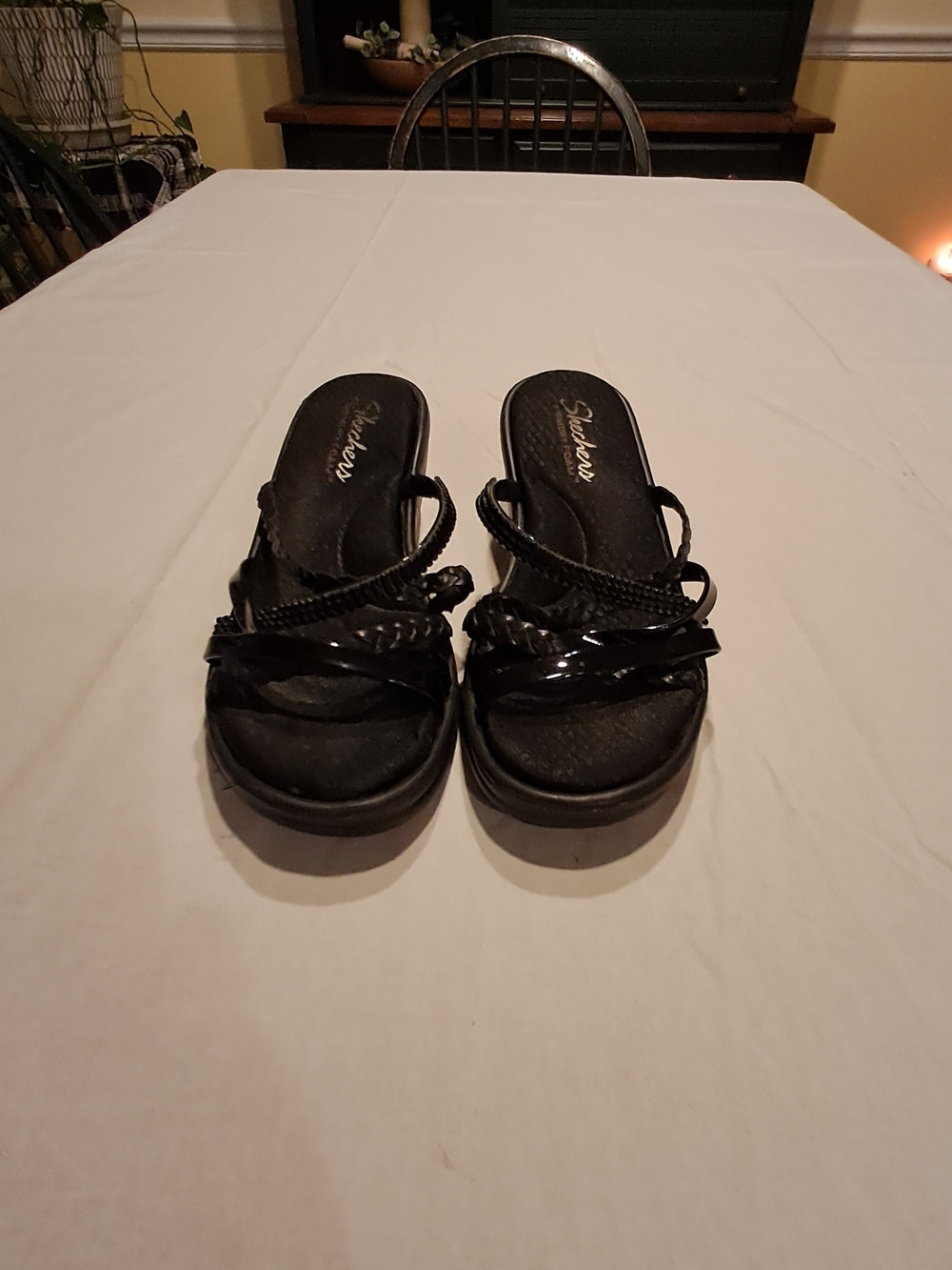 Skechers Black Women's Slide Sandals with Braided Straps Size 8